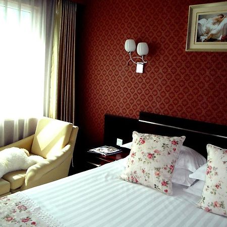 Overseas Chinese International Hotel Qingdao Dış mekan fotoğraf