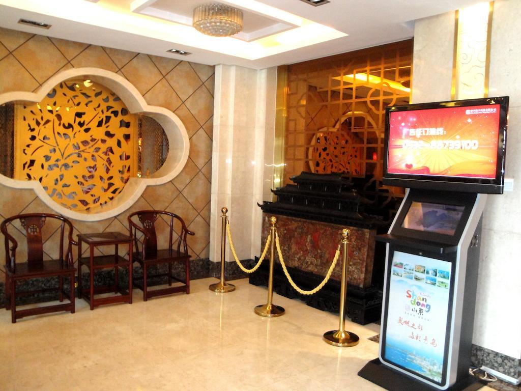 Overseas Chinese International Hotel Qingdao Dış mekan fotoğraf